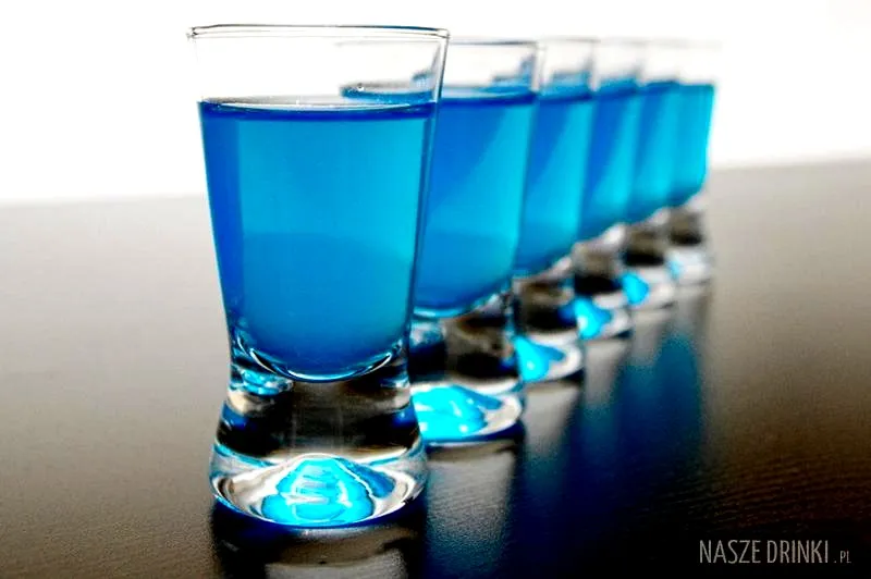 Kamikaze drink - odkryj sekrety idealnego smaku i sprawdź najlepsze przepisy