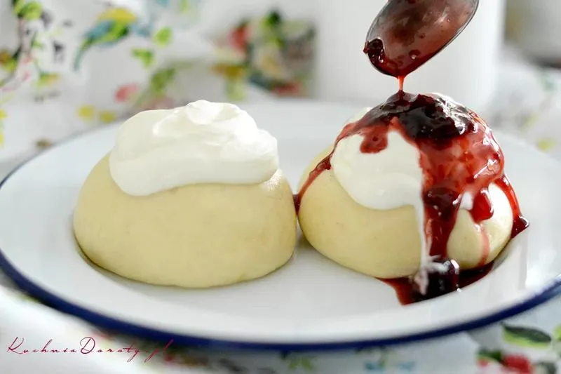 Kluski na parze – odkryj, czy naprawdę tuczą i ile mają kalorii