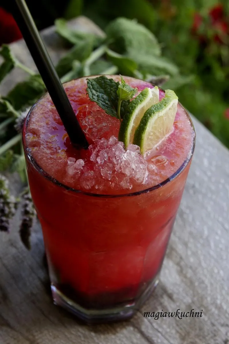 Drink z arbuzem i Sprite