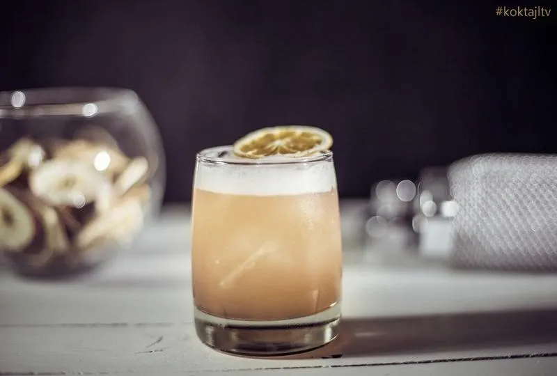 Drinki z surowym jajkiem
