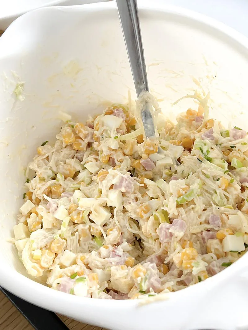 Jak przygotować sałatkę z selera naciowego