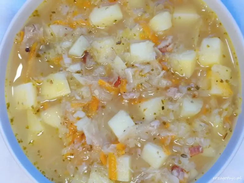 Kapusta kiszona i świeża