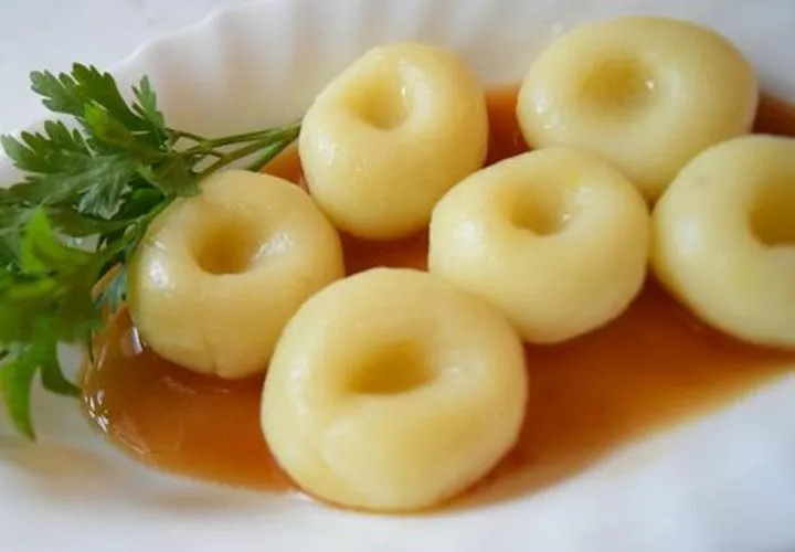 Kluski śląskie z jajkiem