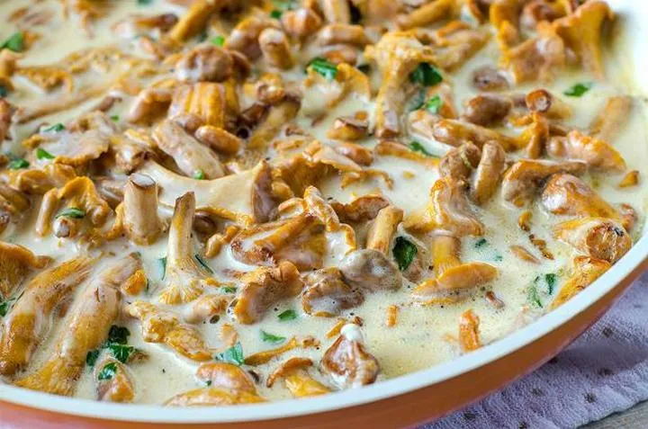 Sekrety idealnego sosu z kurek