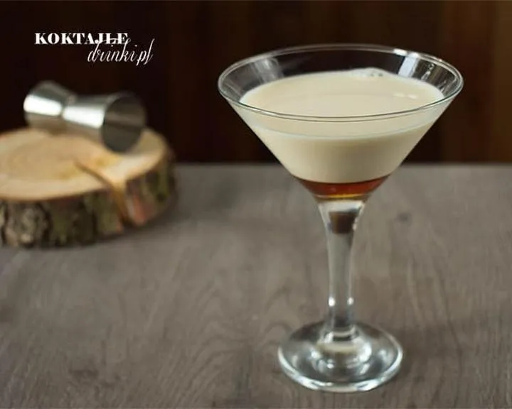 Tradycyjne drinki z mlekiem skondensowanym z różnych kultur