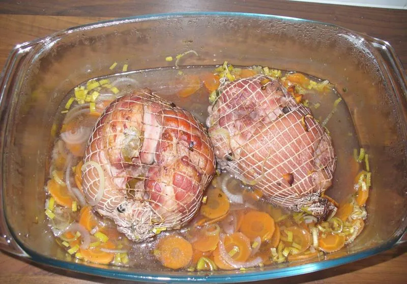Tradycyjne przygotowanie golonki