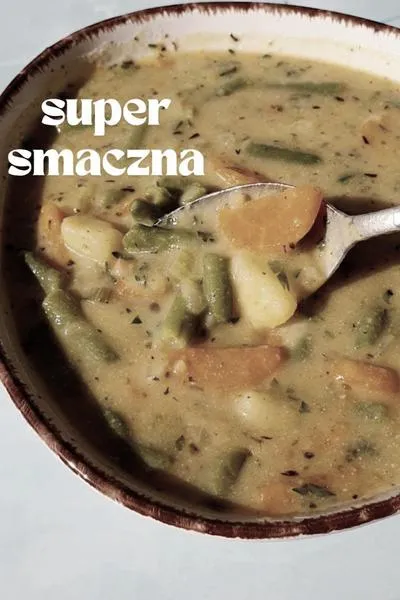 Zdrowa zupa warzywna