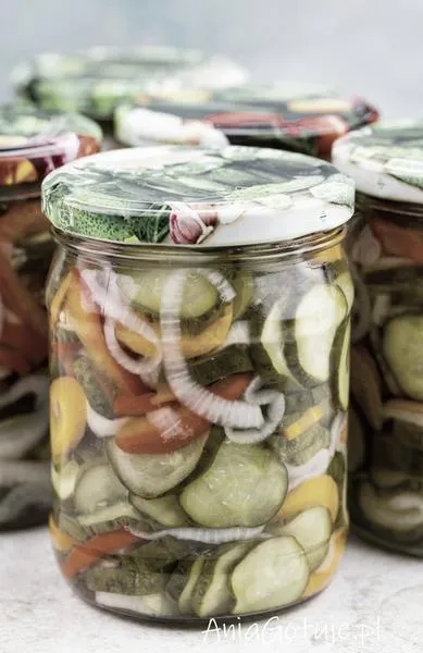 Zdrowe składniki sałatki