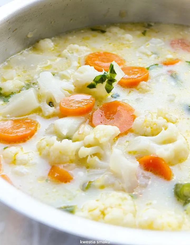 Zupa jarzynowa z mrożonki