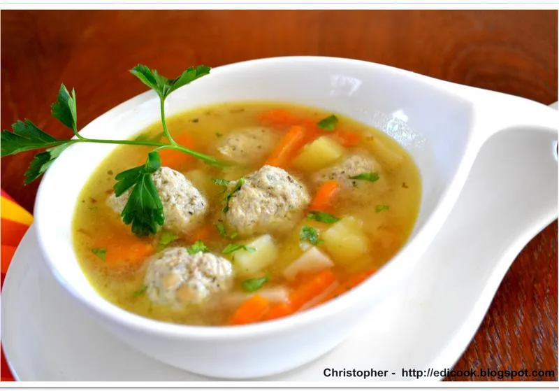 Zupa z pulpetami przepis